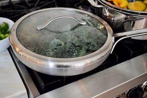 Steaming kale for mighty macro plates