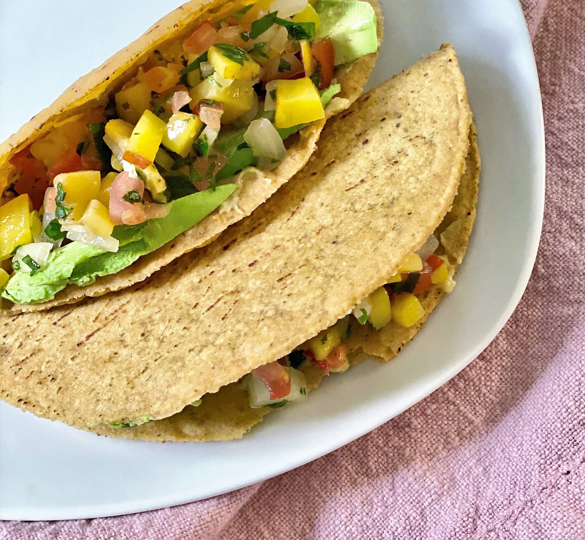 Tacos with mango salsa